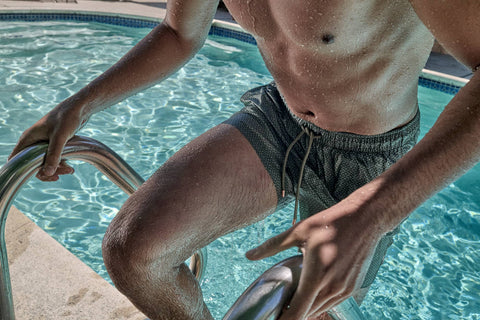 Line Shorts - Grey/Khaki